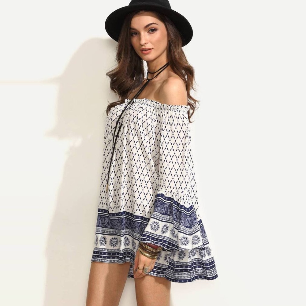 💥 CLEARANCE Bell Sleeve Off Shoulder Modern Floral Tunic Dress - Picture 3 of 8